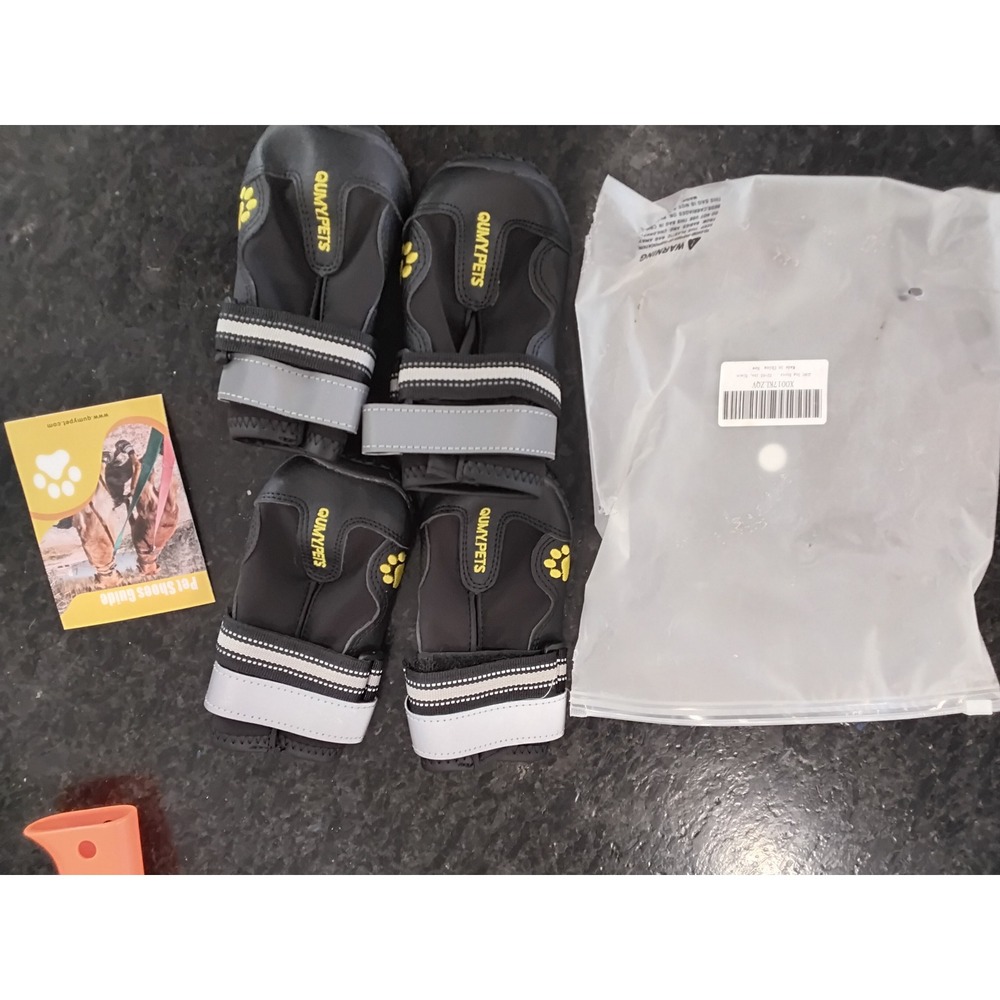 QUMY Dog Boots Waterproof Shoes for Large Dogs Black Reflective Straps 4pc-6